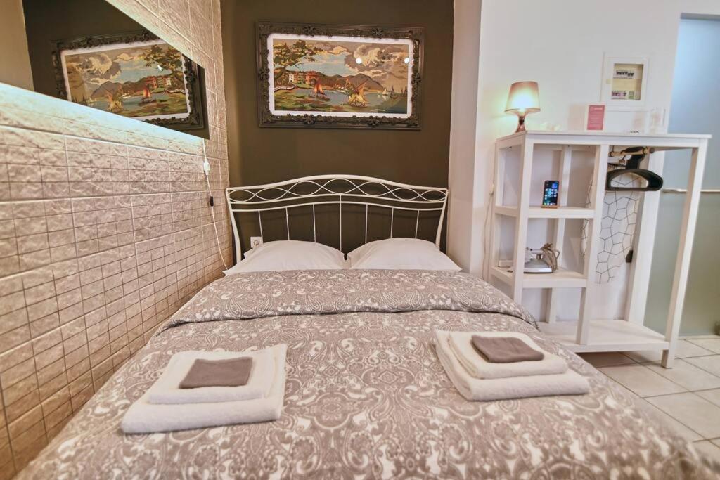 Mytilíni #Tyrtaiou Modern Design Studio מראה חיצוני תמונה